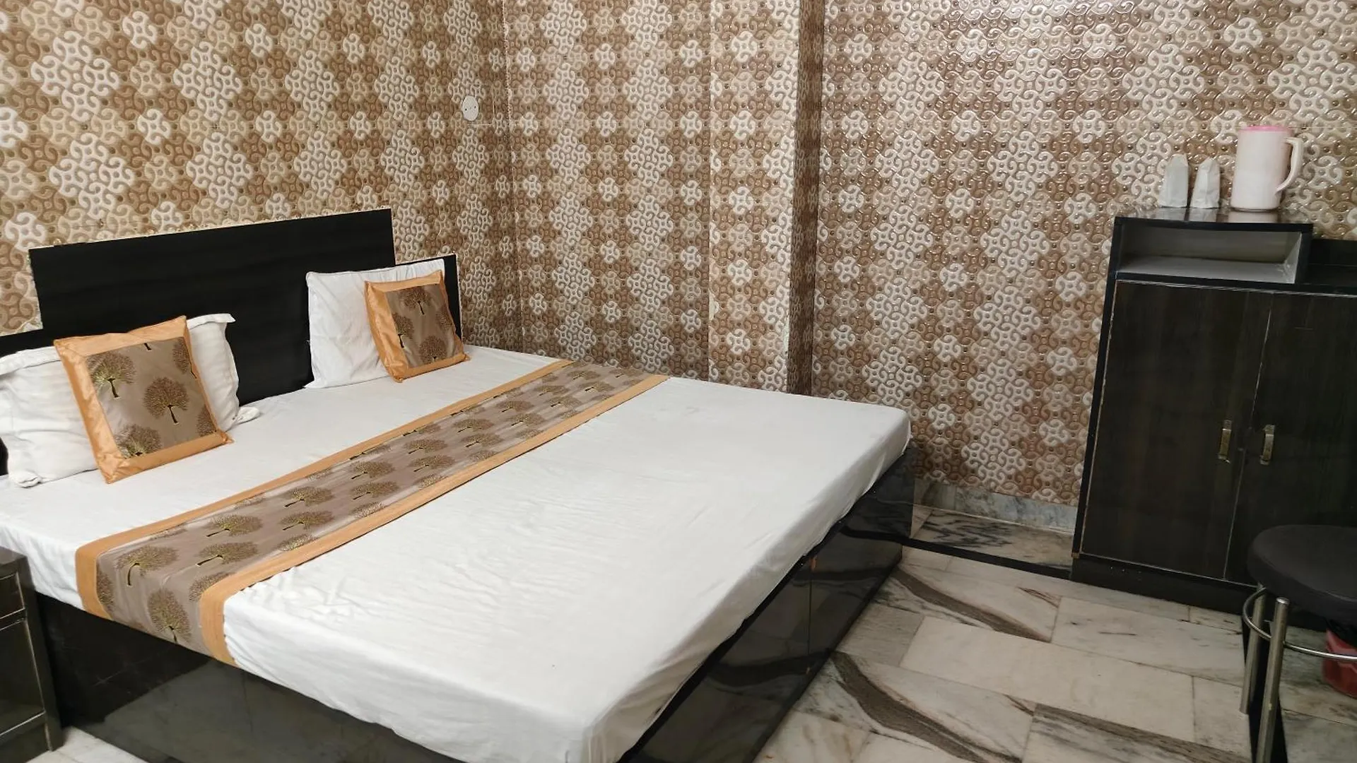 Hotel Sarwan 阿格拉