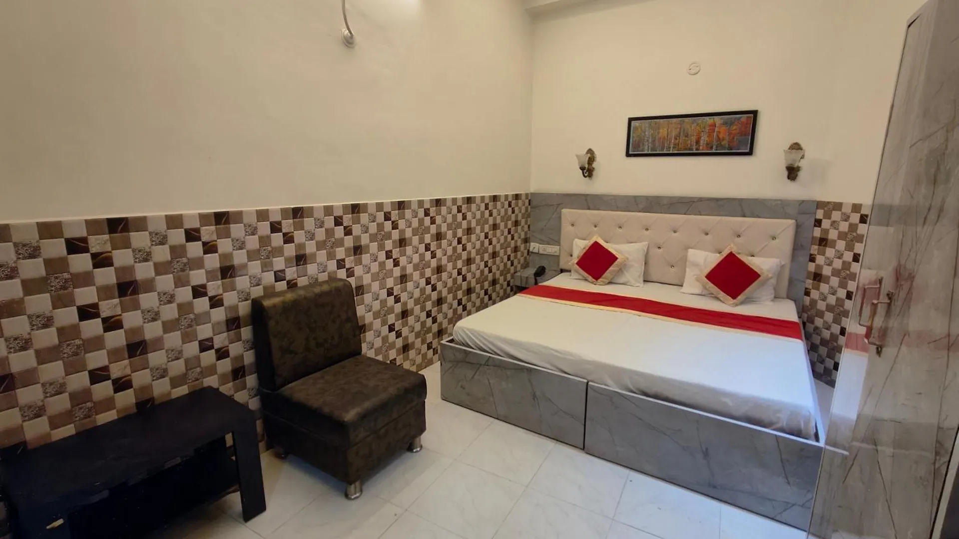 Hotel Sarwan 阿格拉