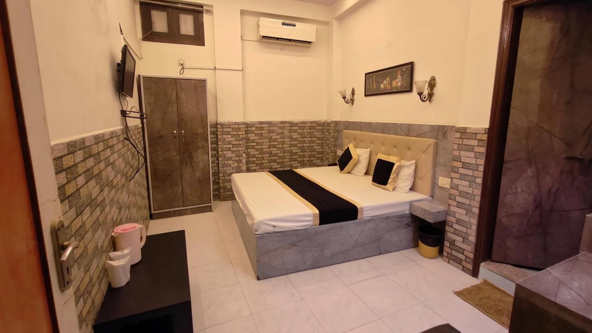 Hotel Sarwan Agra
